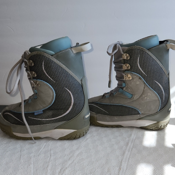 Burton snowboard boots - Picture 5 of 13
